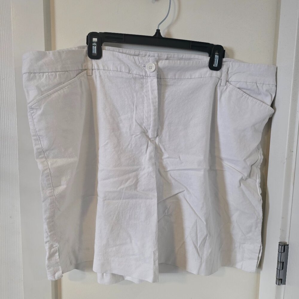 Addition Elle White Linen Blend Shorts size 20